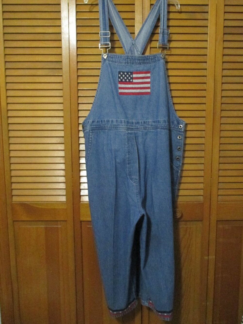 Expressions capri length overalls, patriotic flag, blue denim adjustable size XL